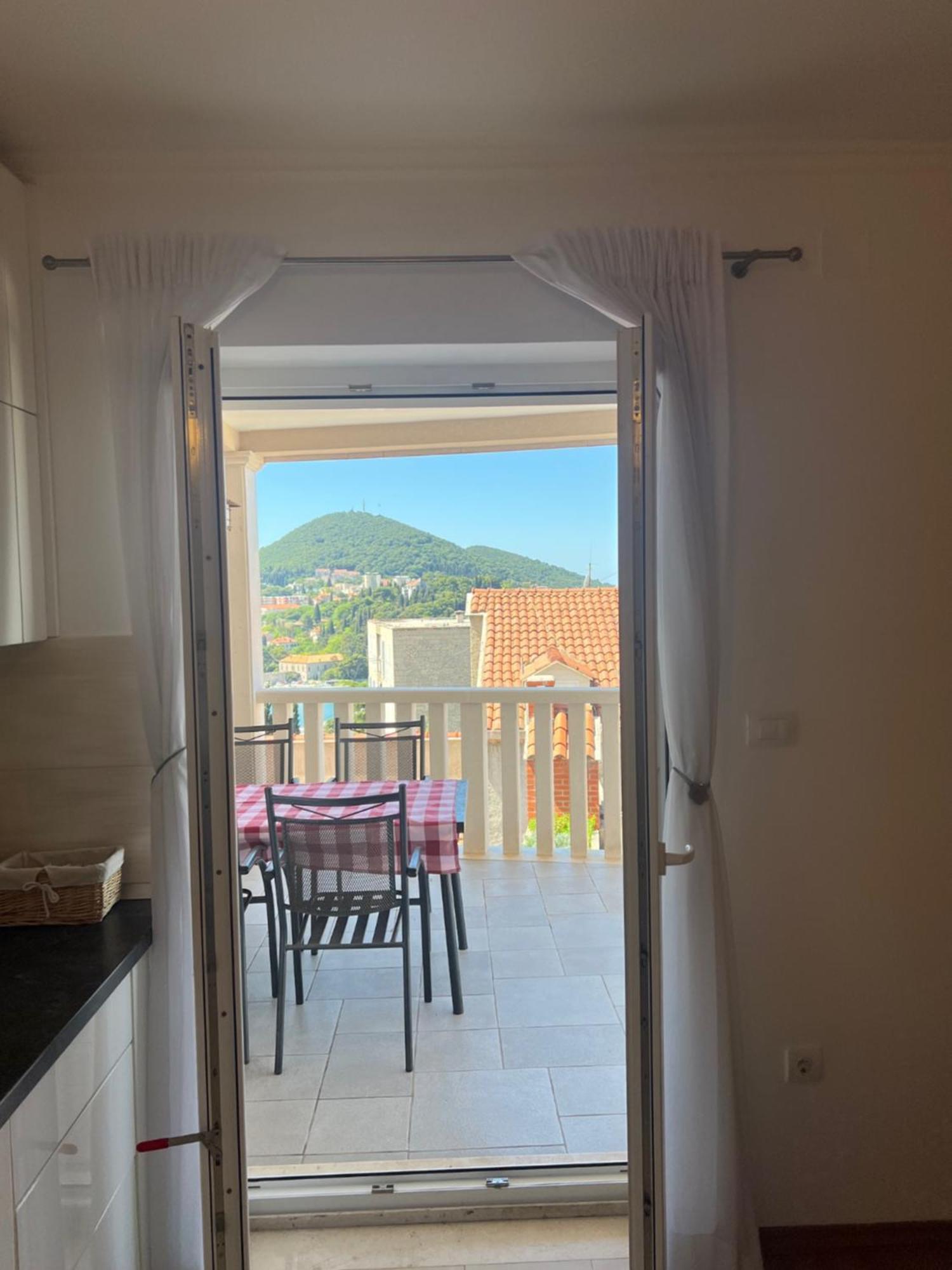 Apartment Violeta 1 With Private Terrace Dubrovnik Eksteriør bilde